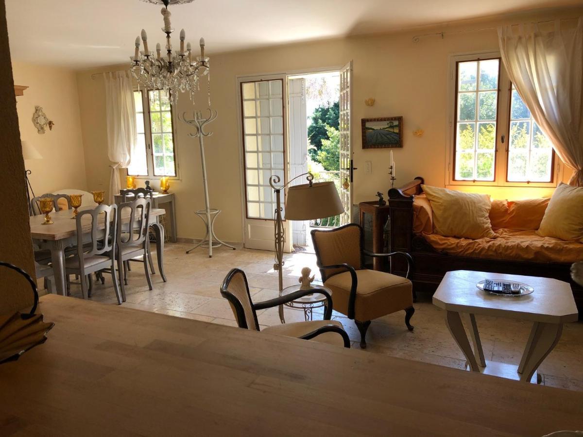 La Gandonne Hotel Caderousse Bagian luar foto