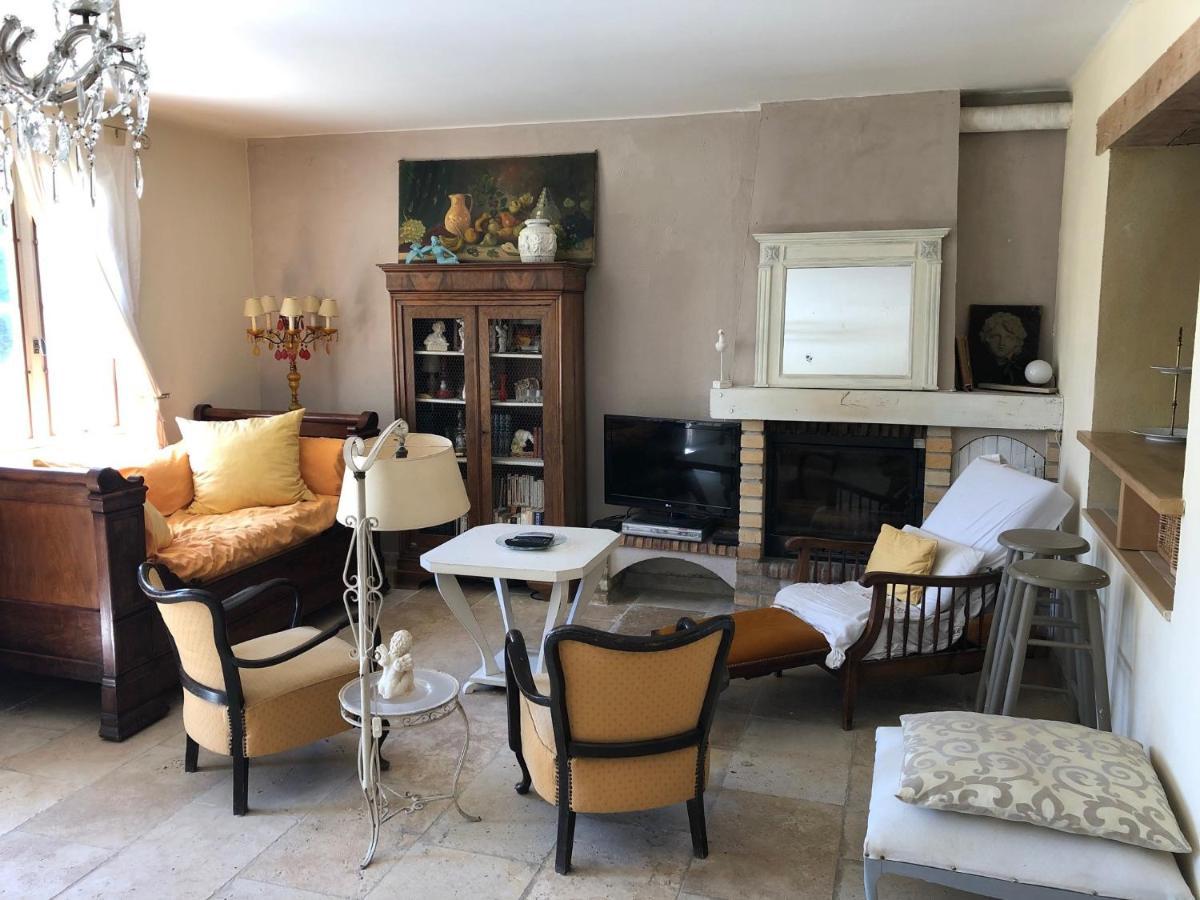 La Gandonne Hotel Caderousse Bagian luar foto