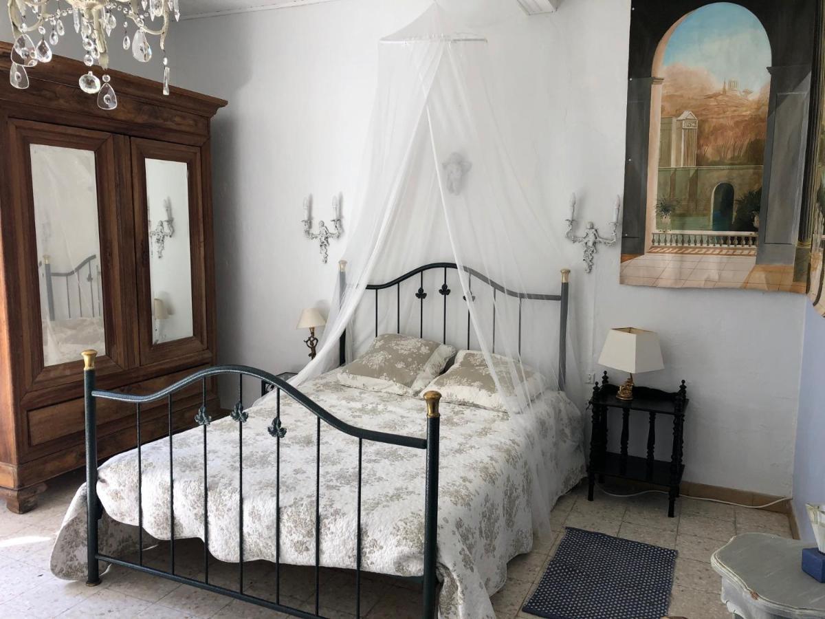 La Gandonne Hotel Caderousse Bagian luar foto