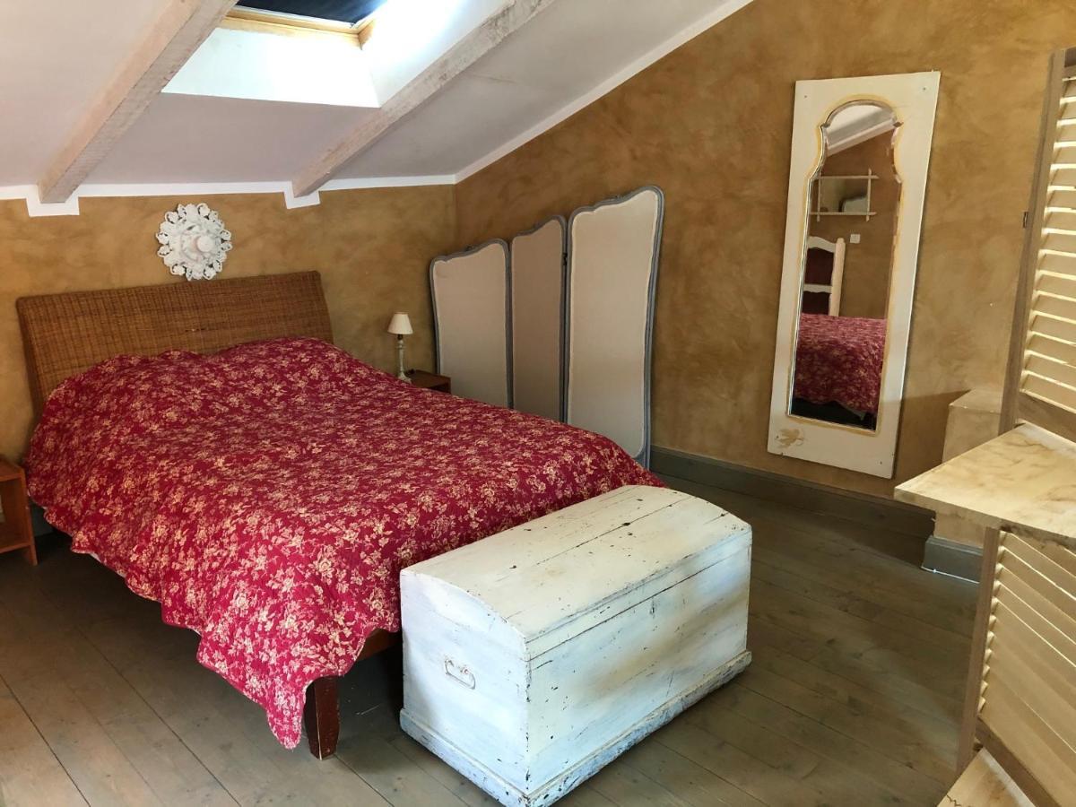 La Gandonne Hotel Caderousse Bagian luar foto